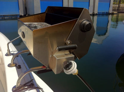 Dickinson Sea-B-Que Large Propane BBQ Grill for Cabins, Sheds, RVs & Boats (Canada)